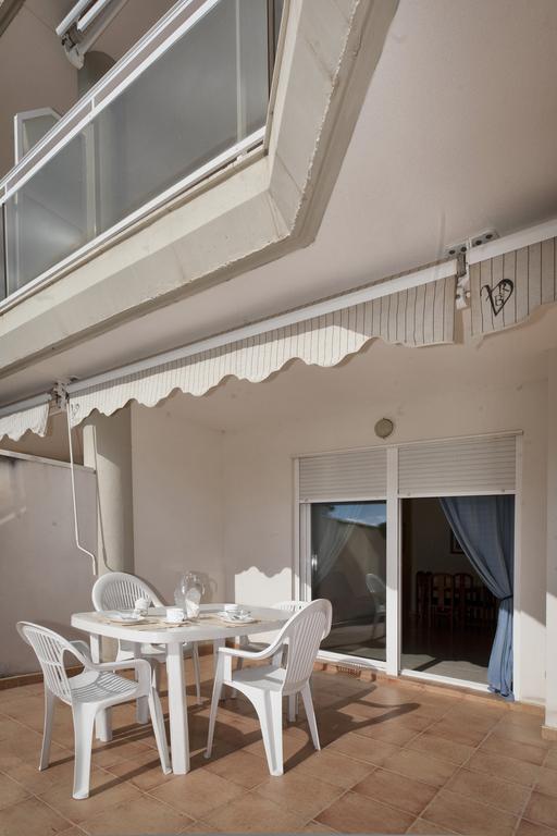 Rentalmar Bellavista Apartamentos Миами-Плайя Экстерьер фото